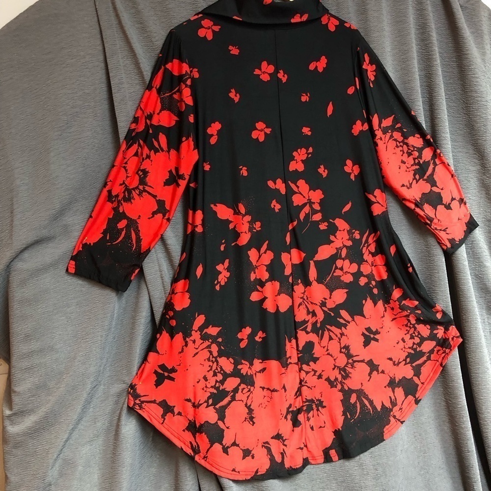 R&bcollection one XL beautiful unique dress with offset neck line with 2 button